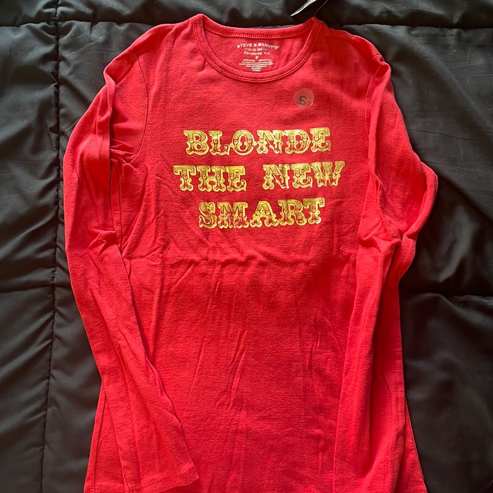 🆕 NWT “Blonde The New Smart” Red Long Sleeve T-Shirt, Size Small